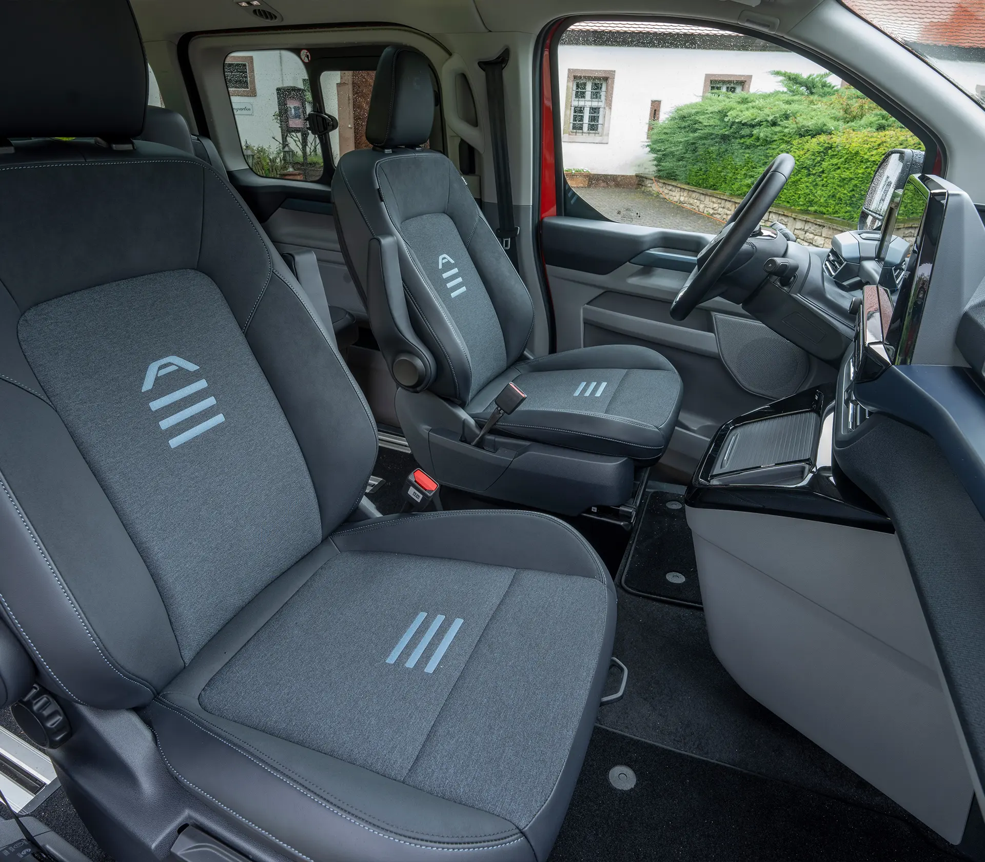 vorderen Sitze des Tourneo-Custom