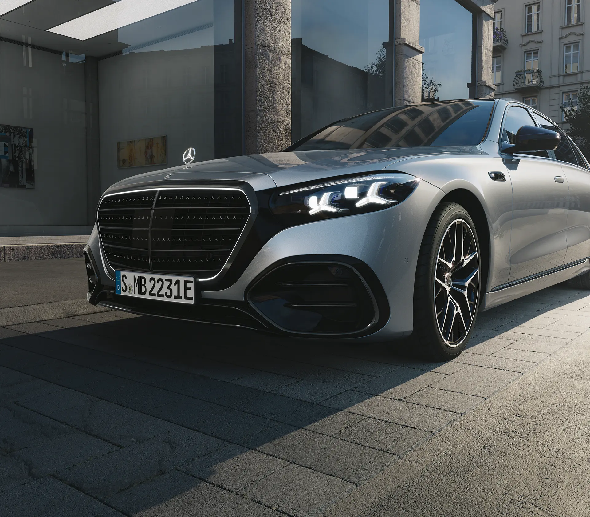 Kühlergrill der neuen S-Klasse in silber