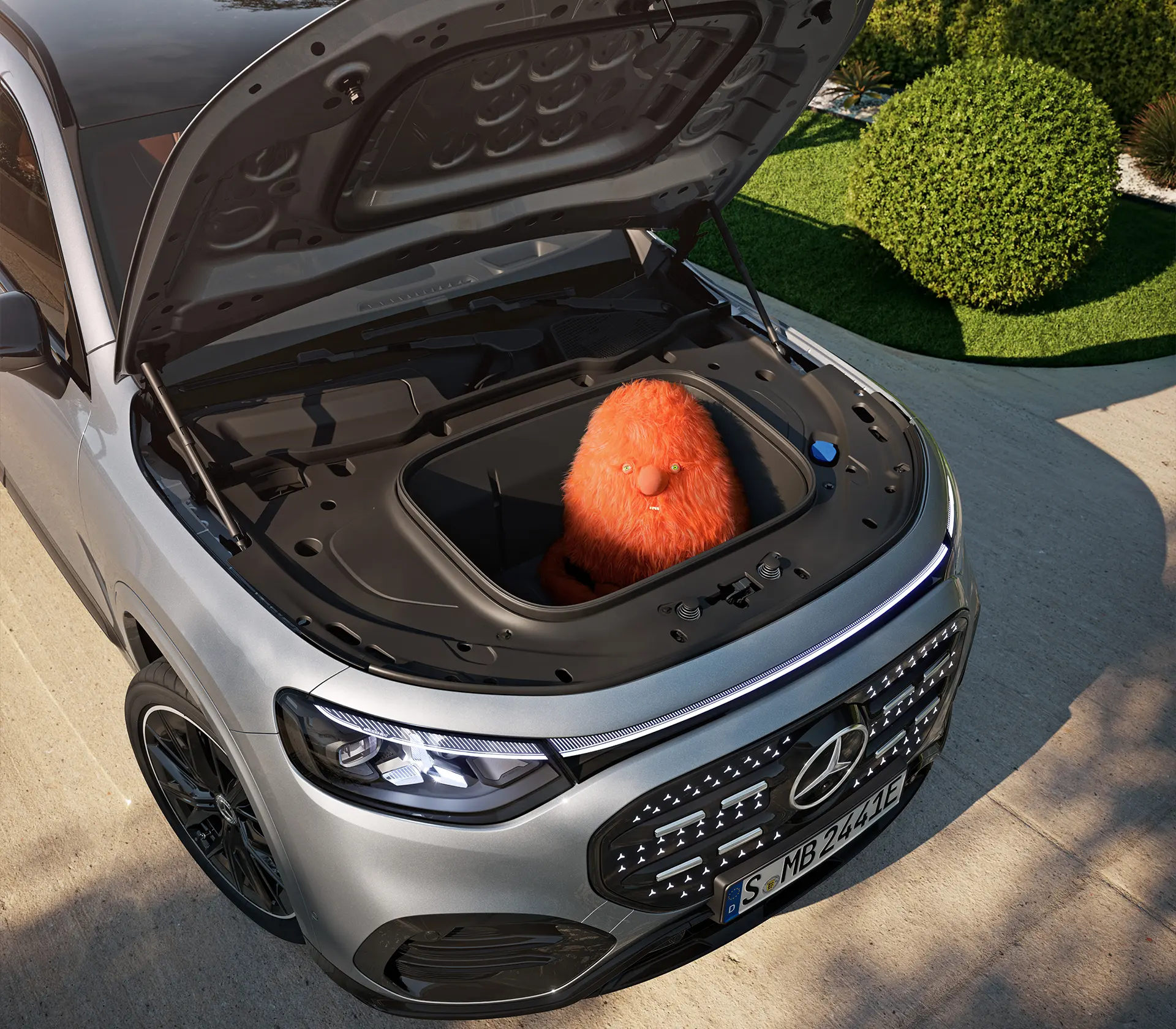 der Frunk des GLB indem sich ein Monster befindet