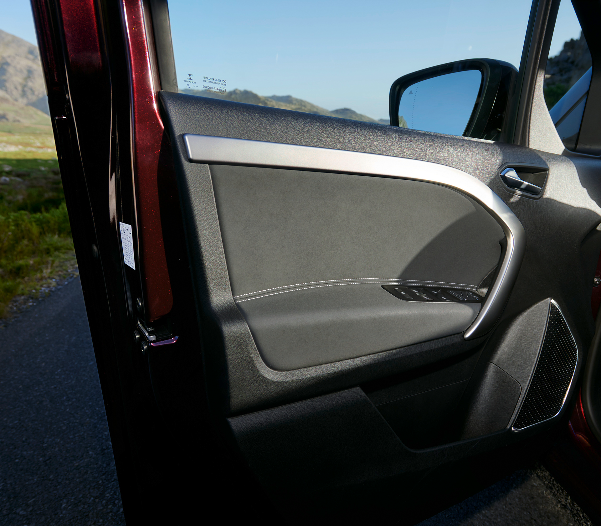 Mercedes-Benz T-Klasse geöffnete Seitentür