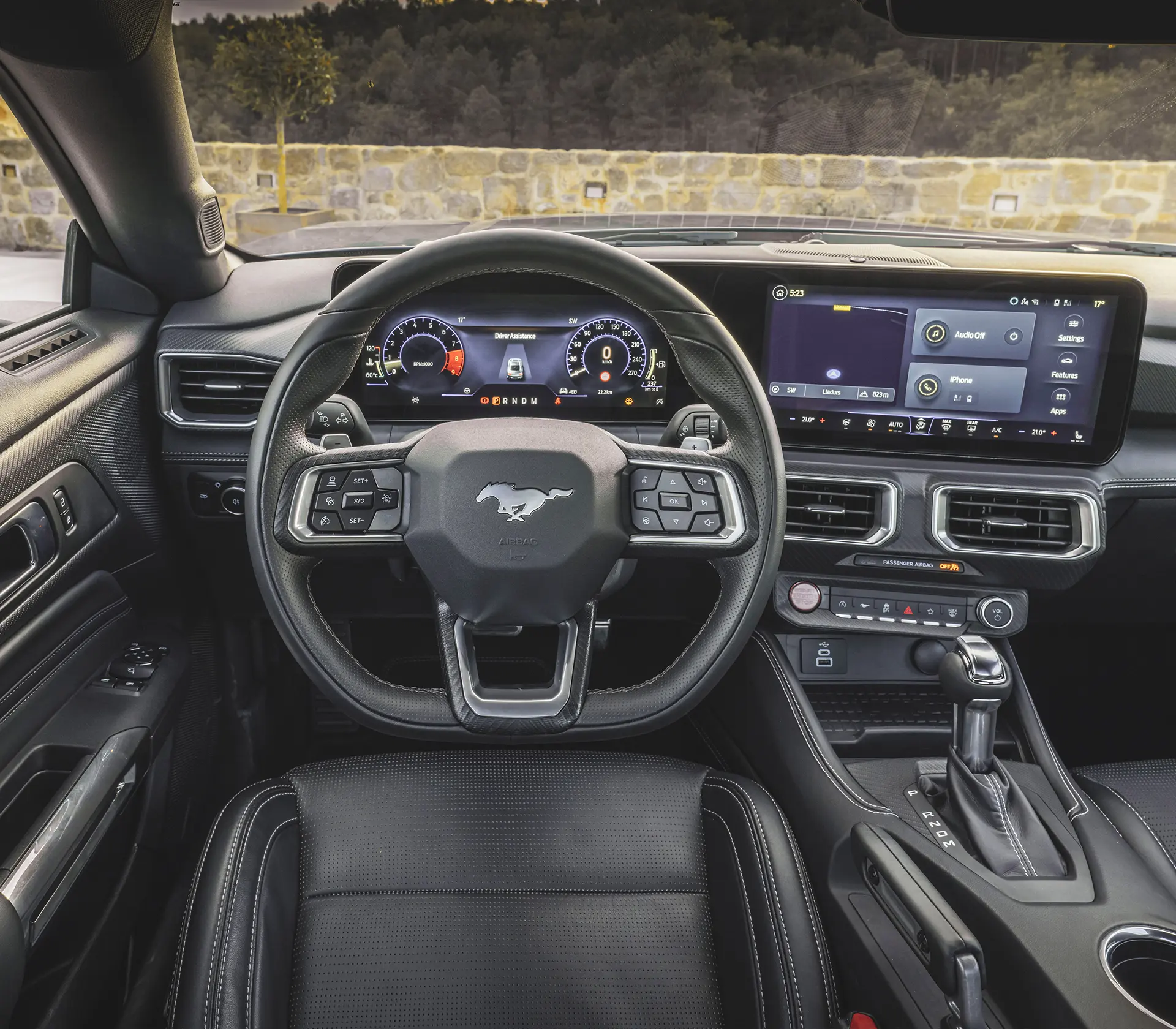 Das Interieur des Ford Mustang