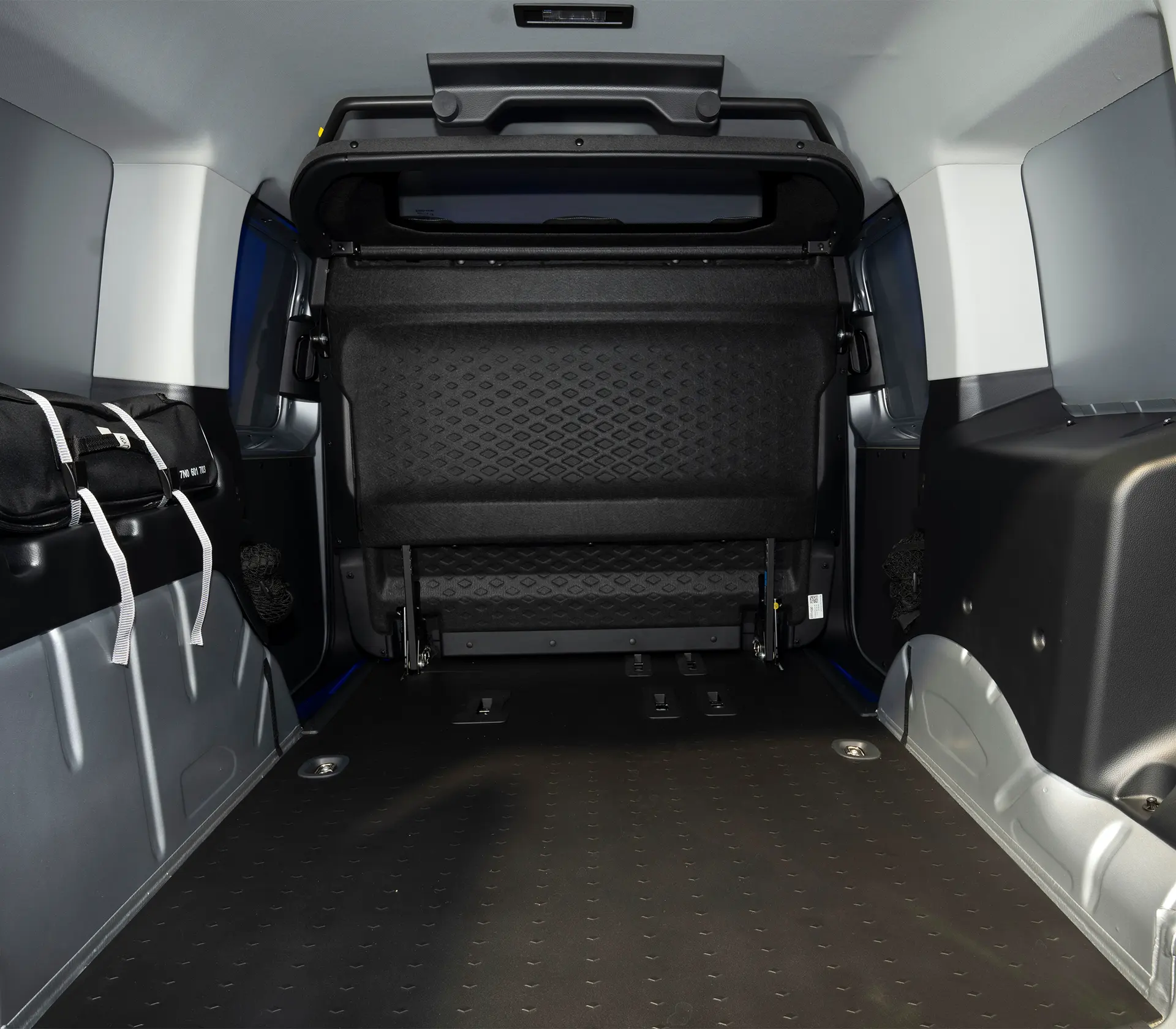 leerer Laderaum des Transit-Connect