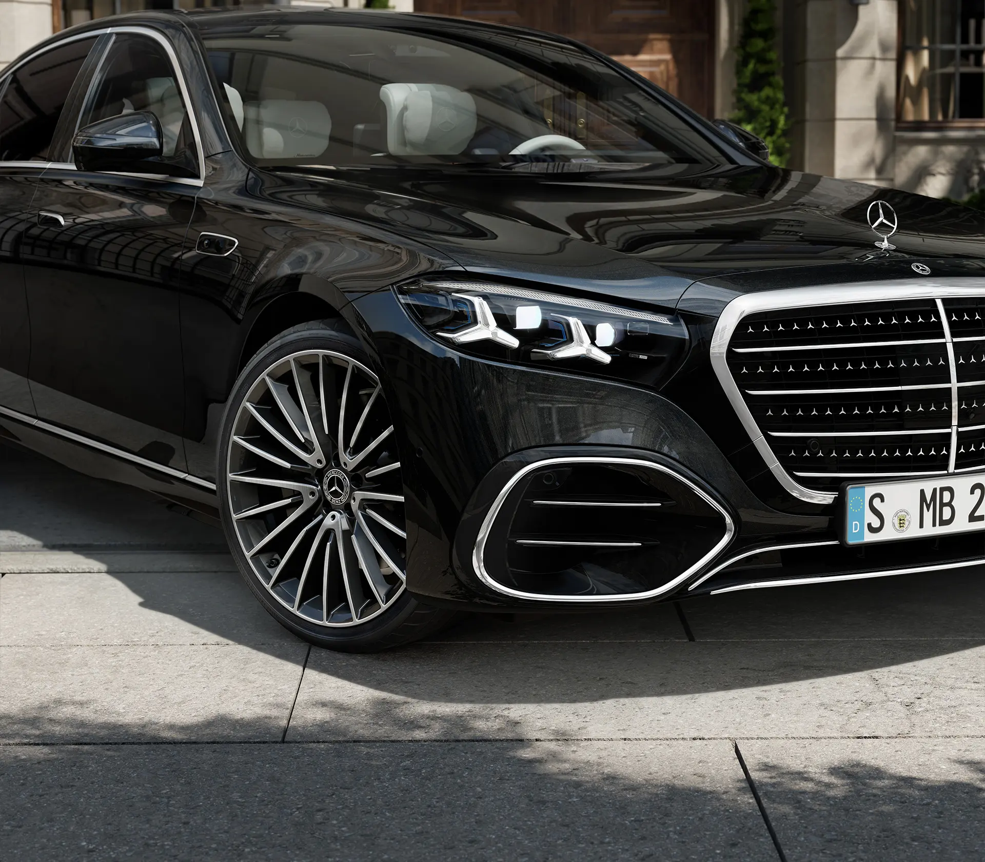 Kühlergrill der neuen S-Klasse in schwarz