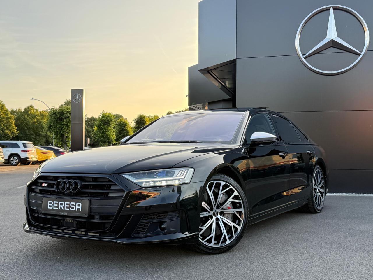 S8 4.0 TFSI quattro Keramik Fond-TV B&O Massage