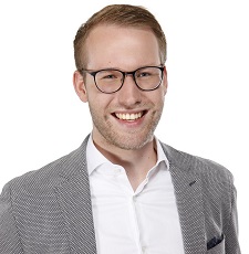Nils Farwick