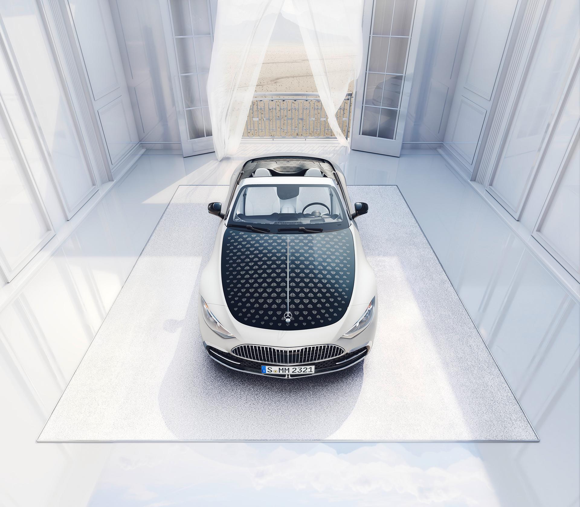 Maybach SL Cabriolet in weiß aus der Vogelperspektive.