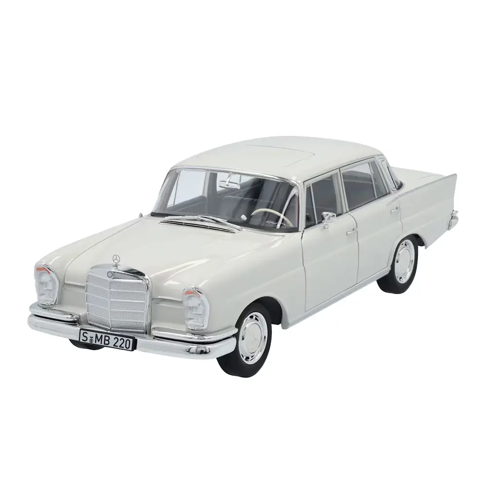 Mercedes-Benz 220 S W111 (1959-1965) 1:18