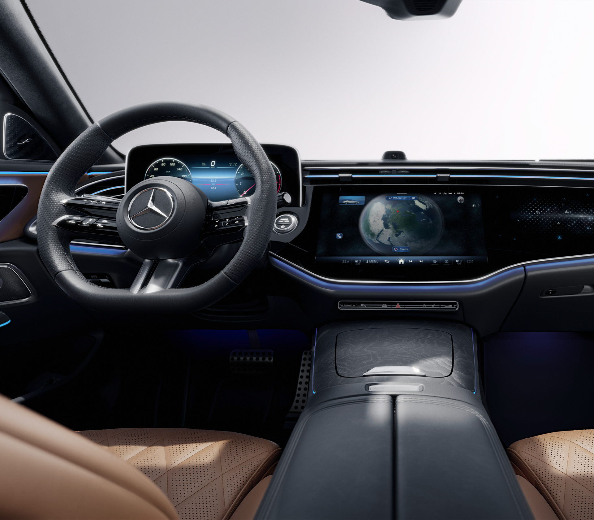 Mercedes-Benz E-Klasse Limousine Innenansicht Lenkrad,Mittelkonsole und braune Ledersitze