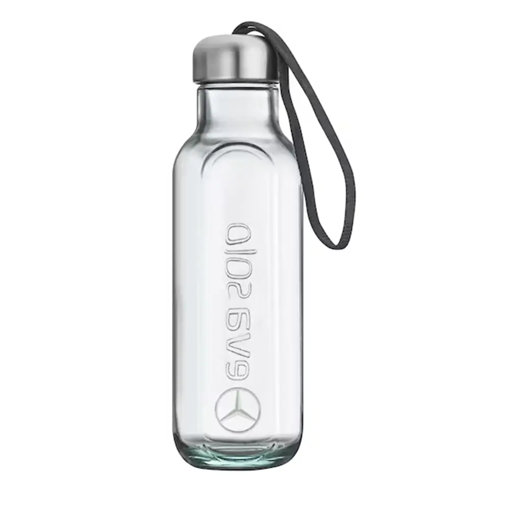 Mercedes-Benz Glastrinkflasche aus Recyclingglas 500 ml