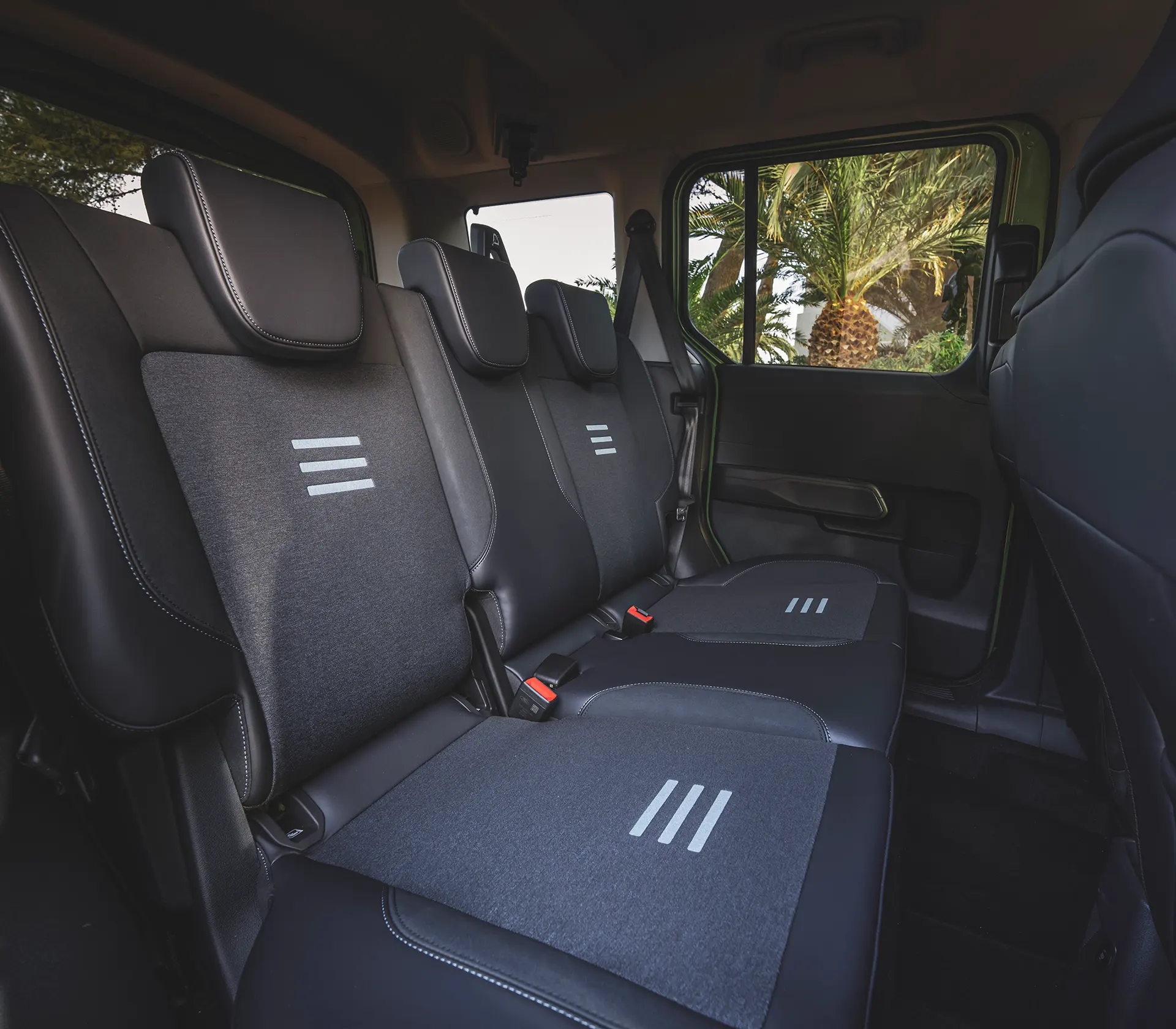 die Rückbank des Tourneo Courier