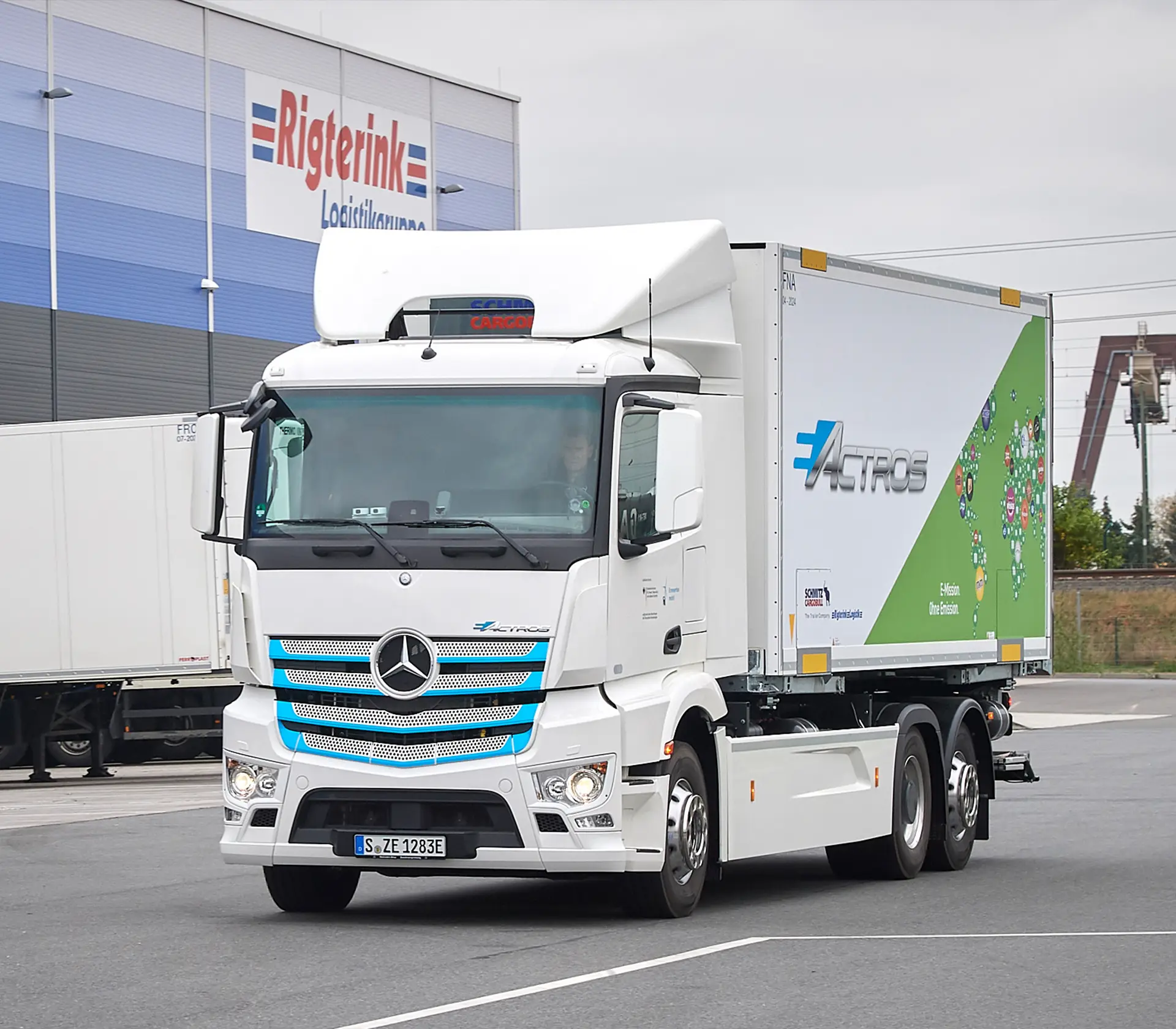 eActros 400 beim Fahren