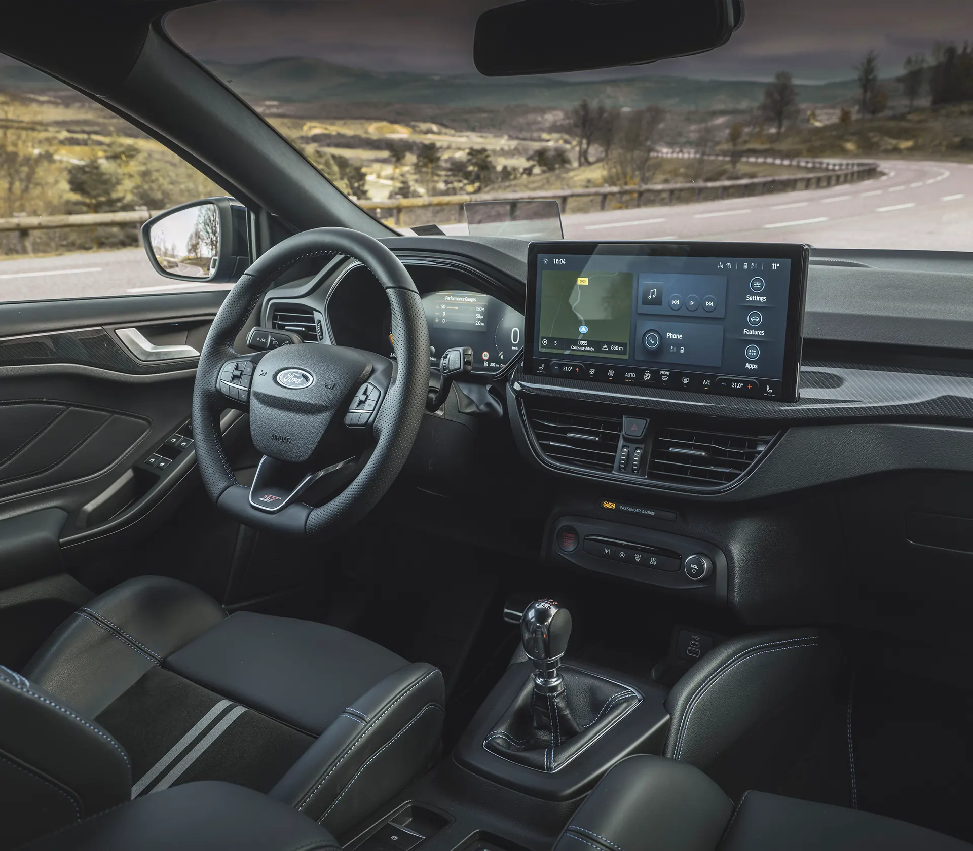 das Interieur des Focus ST