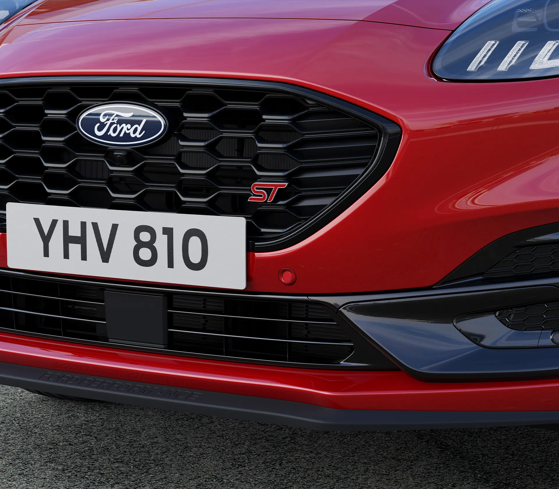 Kühlergrill vom roten Puma ST