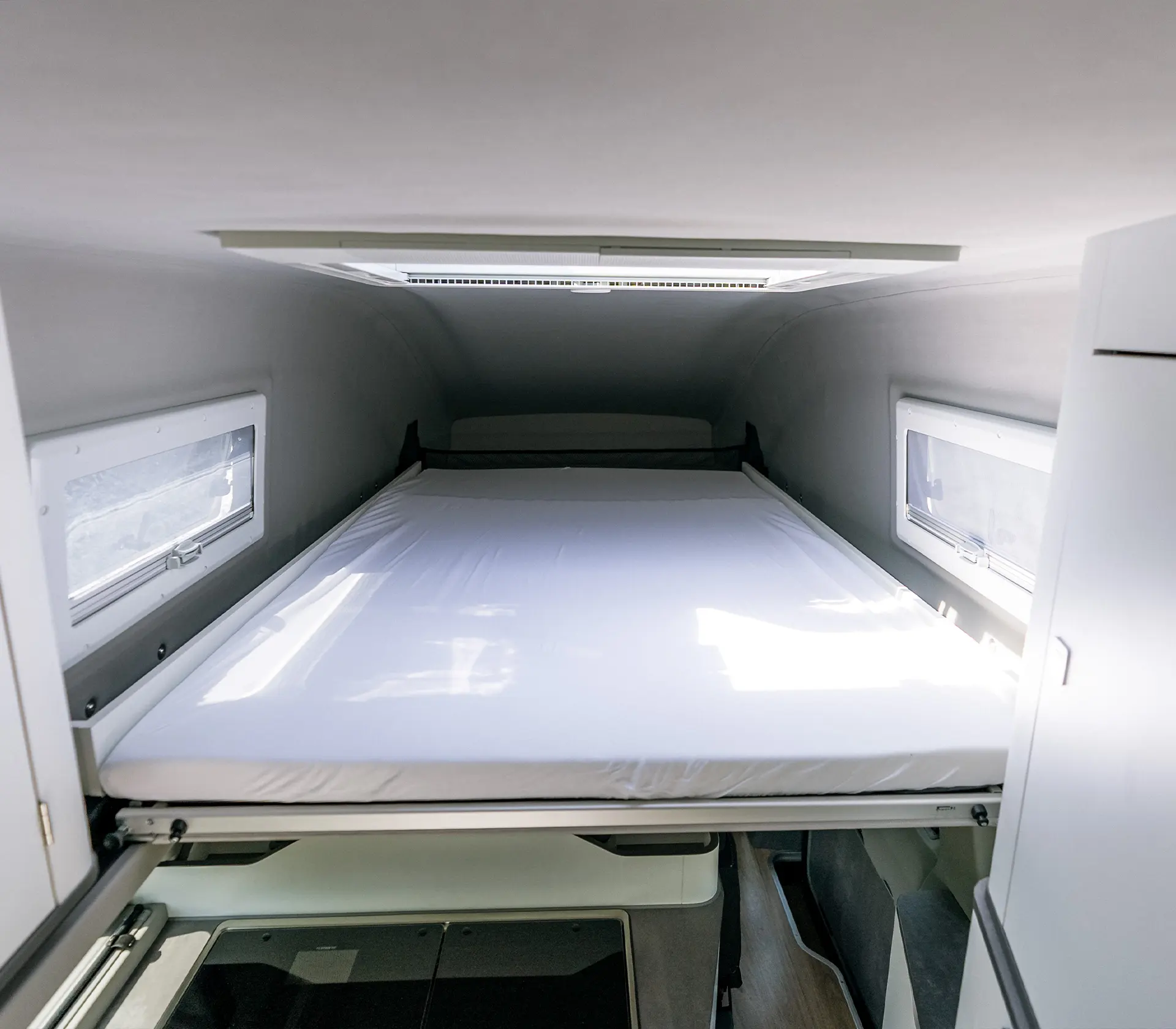 oberer Schlafplatz im Ford Nugget