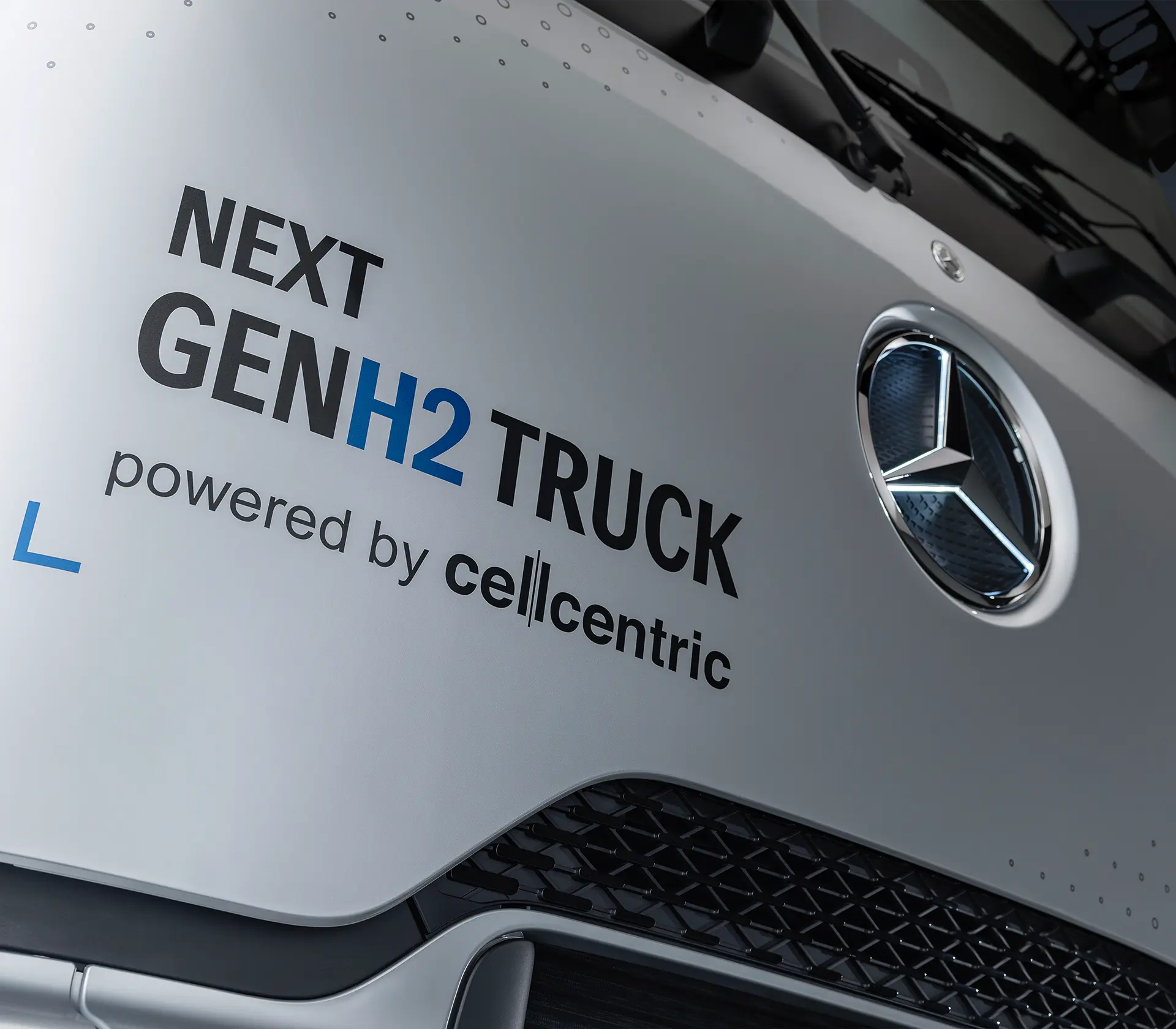 Nahaufnahme von der Front und dem Kühlergrill des NextGenH2 Truck