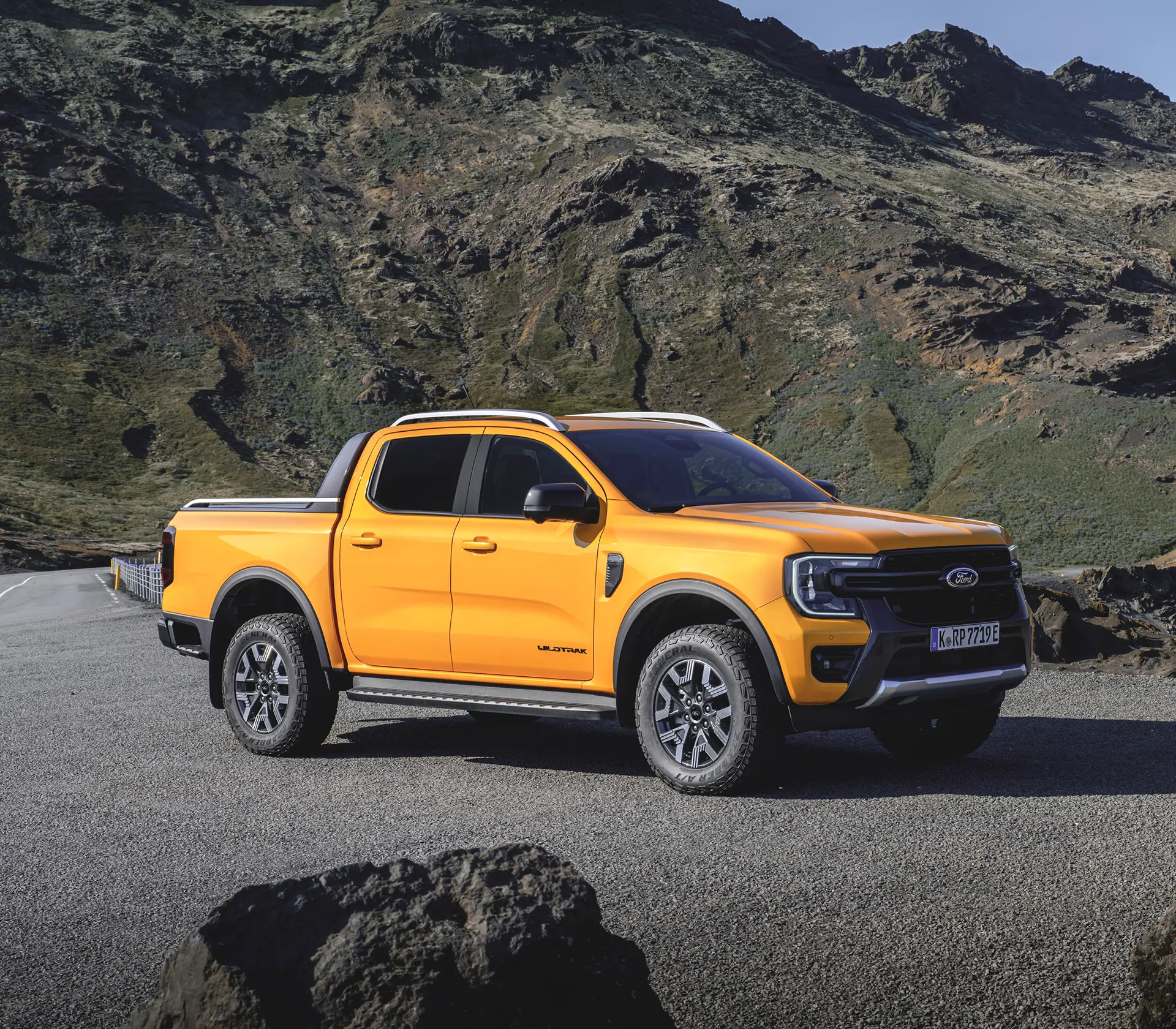 Ranger Wildtrak PHEV Seitenansicht