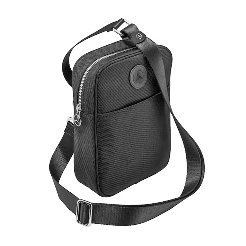 Mercedes-Benz Umhängetasche aus recyceltem Material – Schwarz, S-Klasse Leder