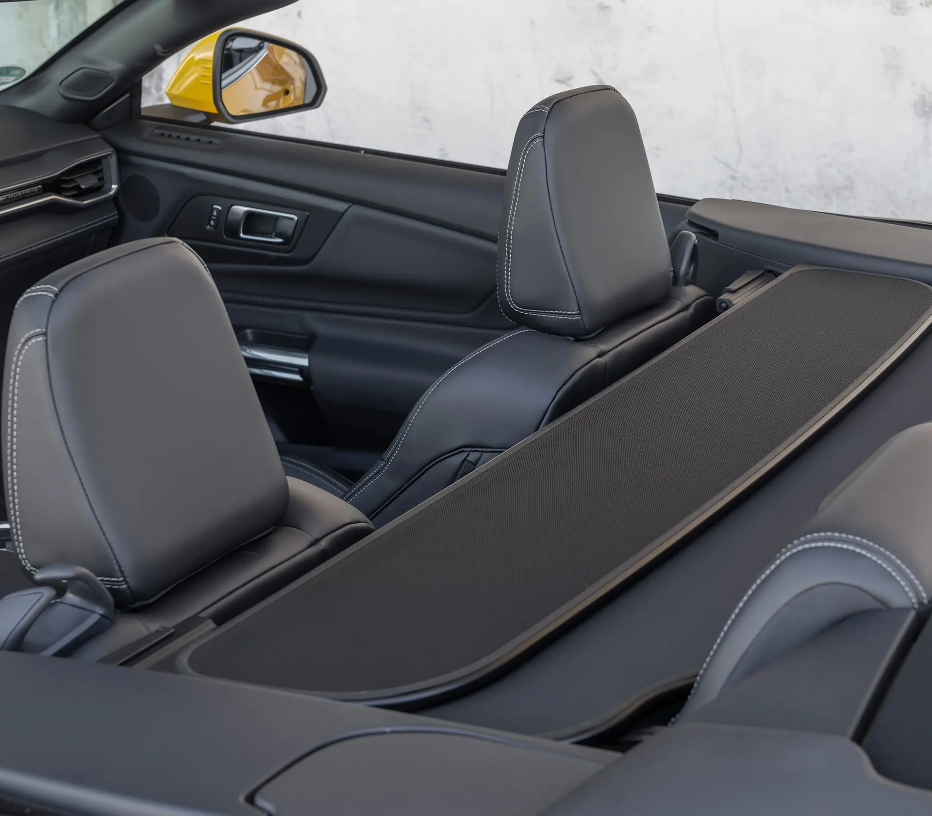 Windschott beim Ford Mustang