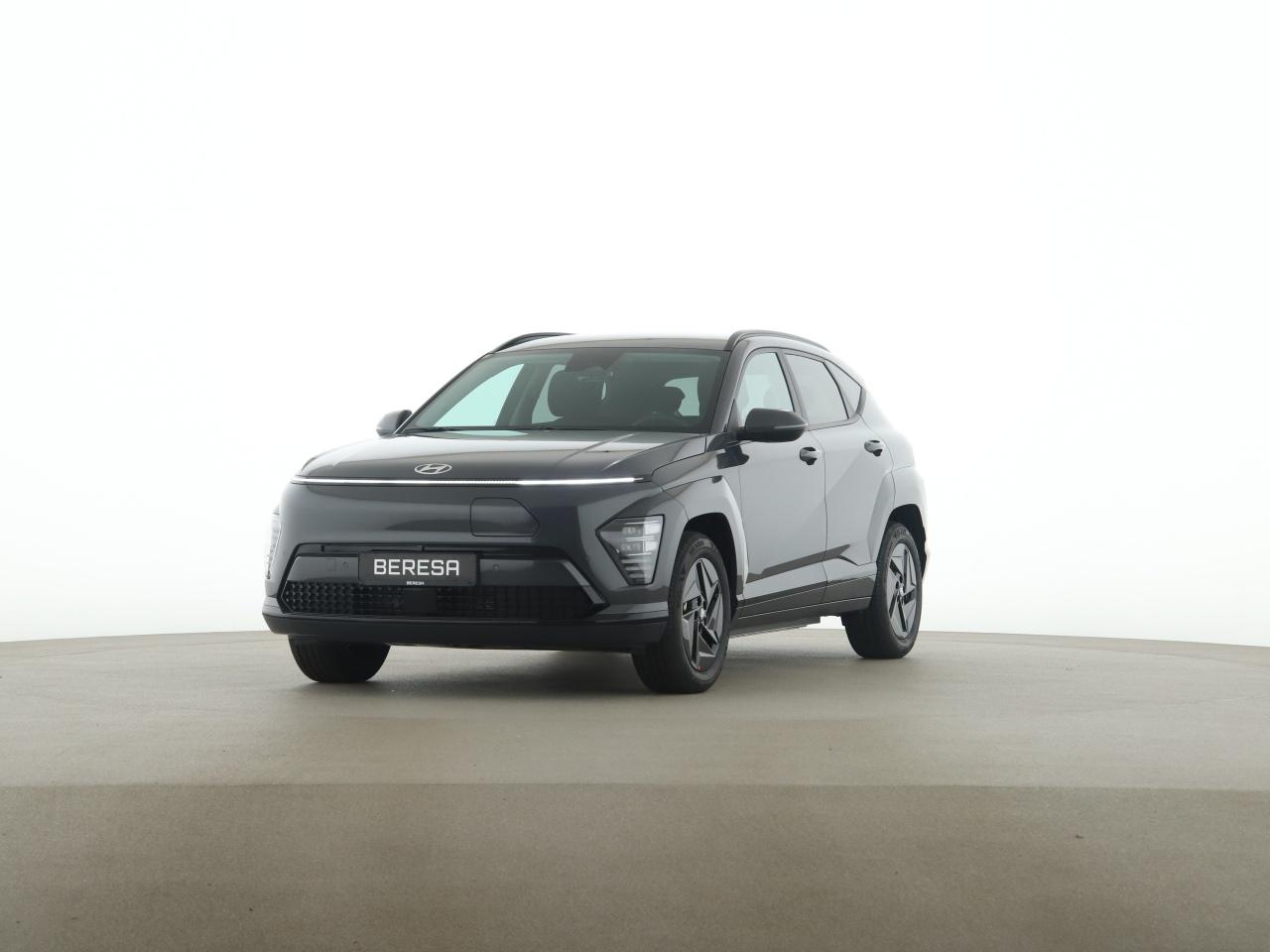 KONA 49kWh Trend Distronic Kamera LED Memory